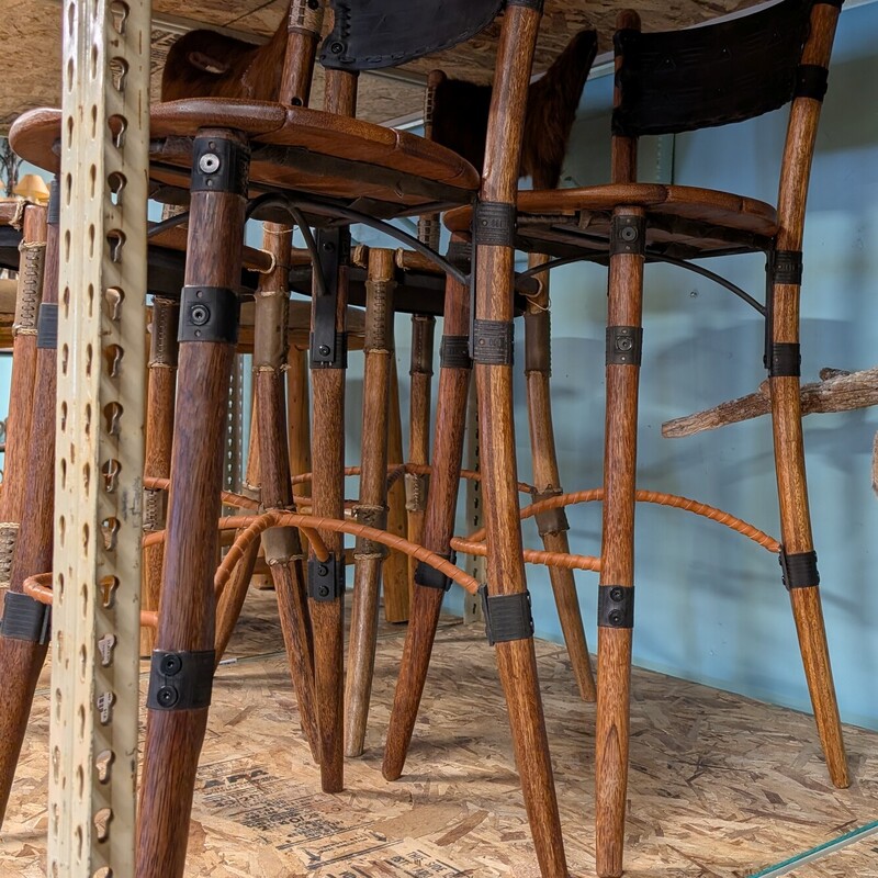 Cook Island Stool Set 2, Brindle, Bar Height<br />
As Is Jute<br />
19 x 19 x 44