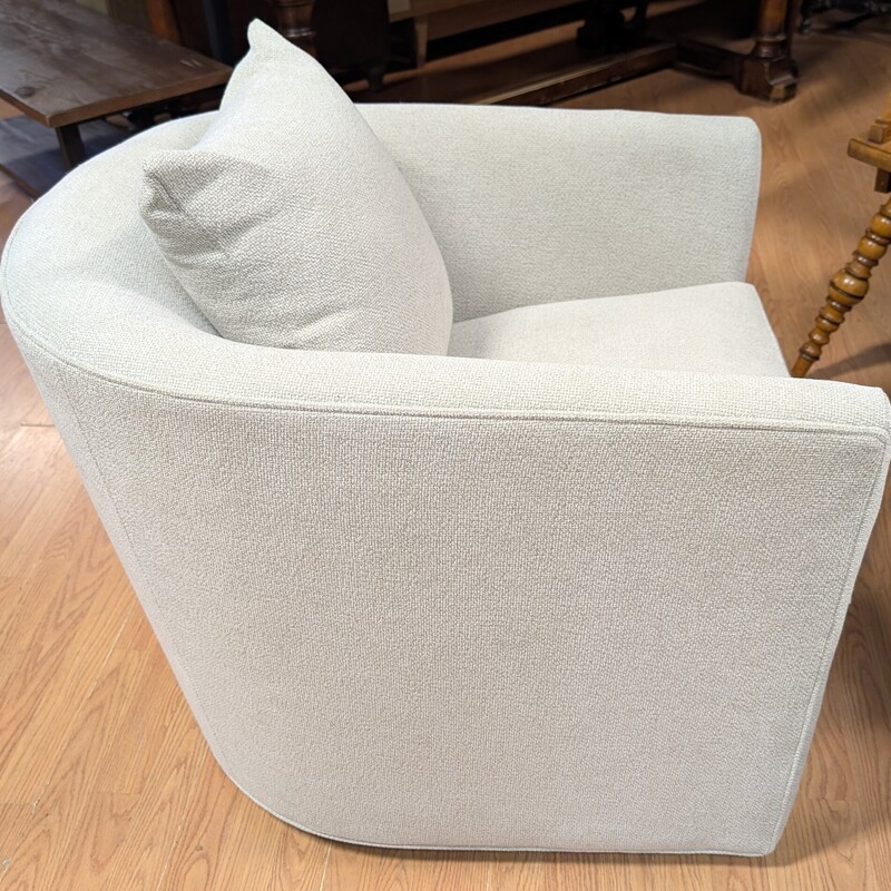 Crate & Barrel Swivel, Light Gray, Drew
27 x 32 x 28h