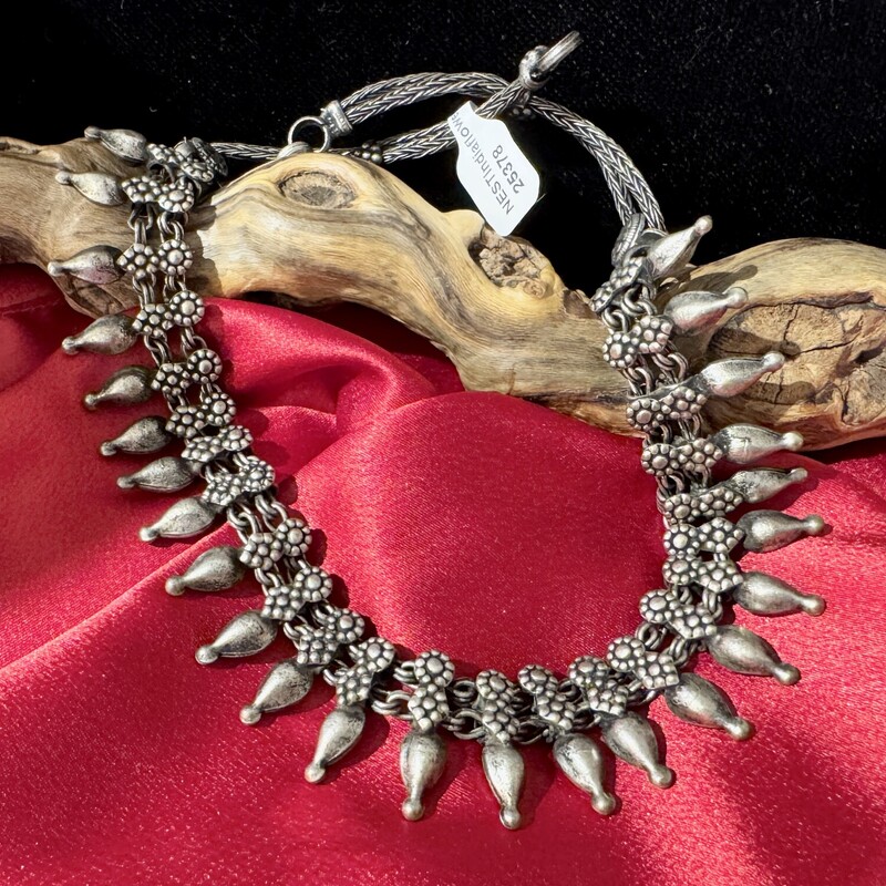 Indian flower necklace