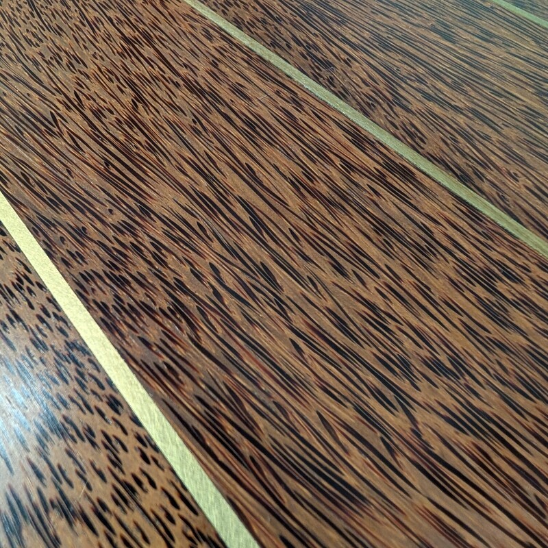 Millennium Bar Table, Round, Palmwood<br />
35.5 x 39.5h