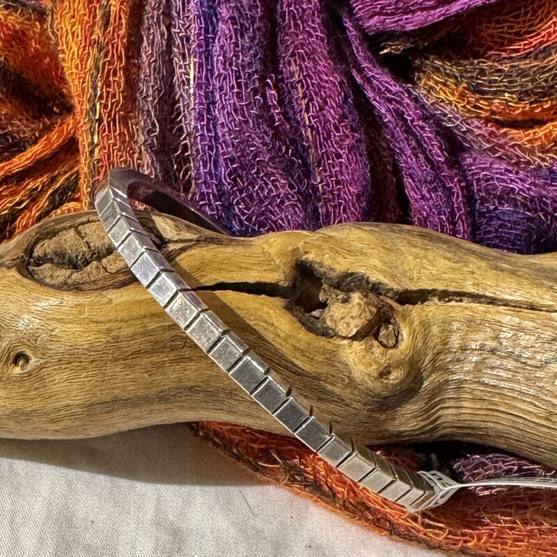 BR925slimCuffSquares