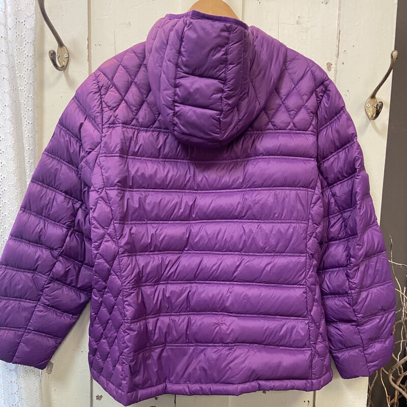 Purple Pack Down Coat<br />
Purple<br />
Size: 2X R$179