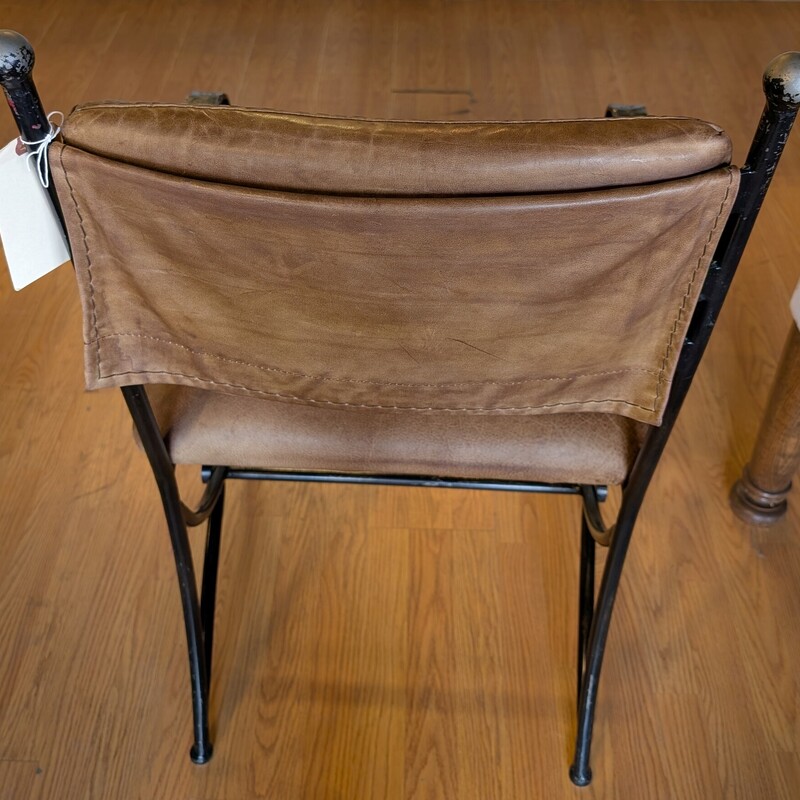 Scrolled Iron & Leather, Cibola, Set Of 4
21 x 20 x 38h
Arm Height 25.5
Seat Height 21