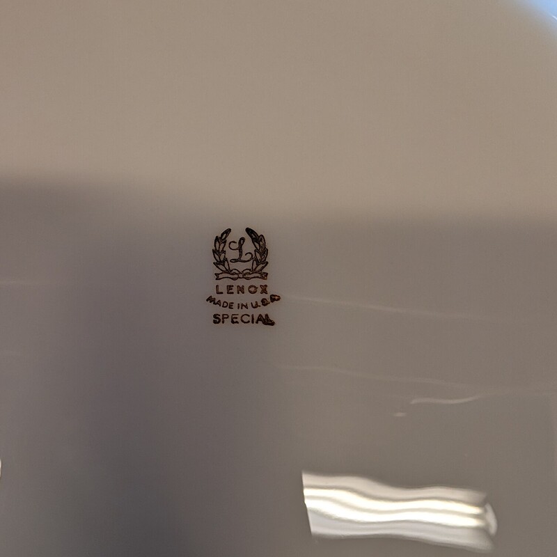 Vintage Lenox Holly Berry 12p, 11in Dinner Plates