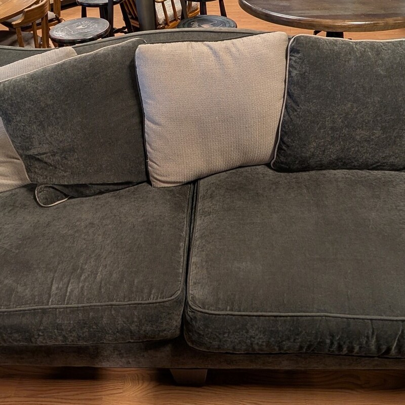 Spinning Wheel Curved Arm