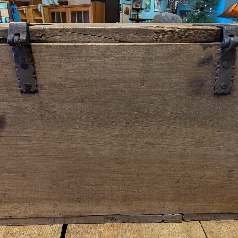 Antique Wood Metal Strap, Ornate, Box
26 x 14 x 12.5h