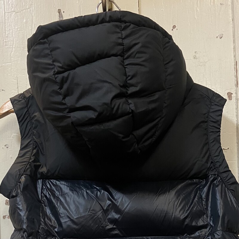 Blk Puff Omni Heat Vest<br />
Black<br />
Size: L R$90