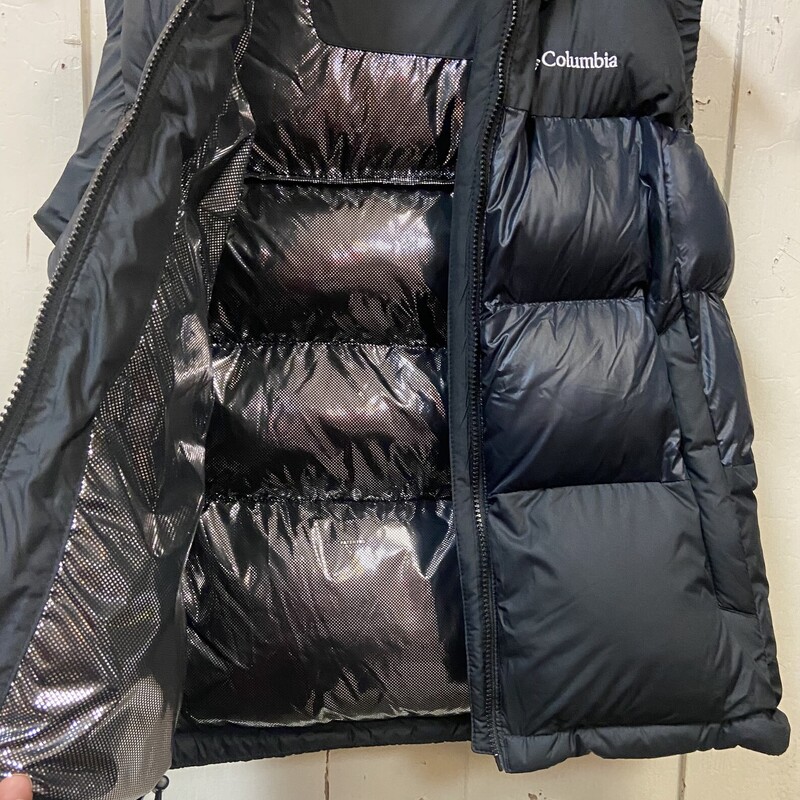 Blk Puff Omni Heat Vest<br />
Black<br />
Size: L R$90