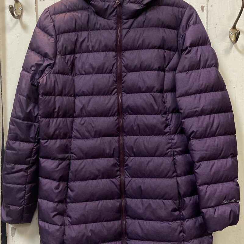 Prple Down Coat<br />
Purple<br />
Size: L R $159