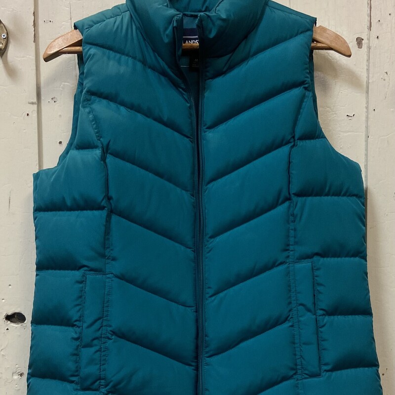Teal Down Vest
Teal
Size: 10 R$89