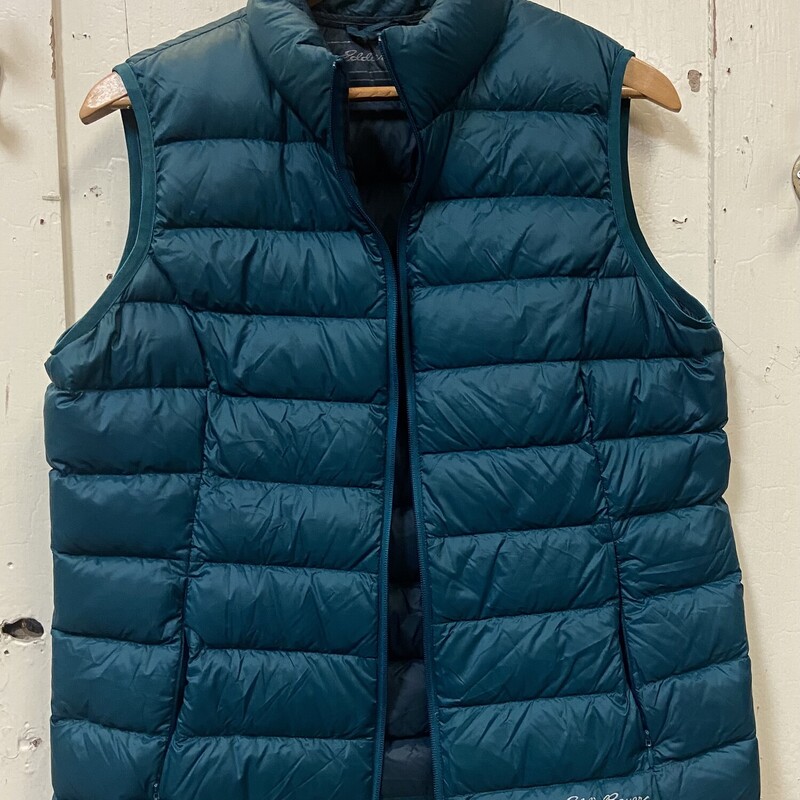 Teal Down Vest<br />
Teal<br />
Size: XL R$94