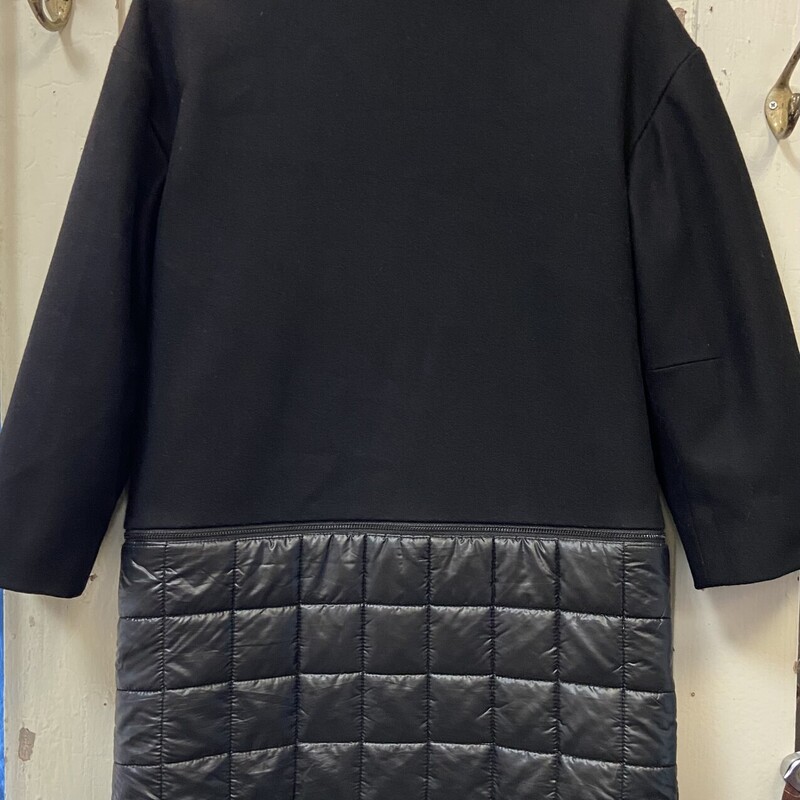 Blk Wool Quilt Coat<br />
Black<br />
Size: M R$568