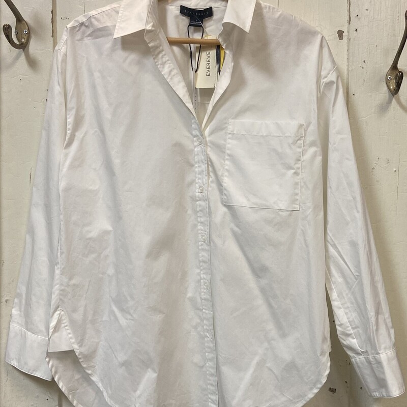 NWT Wht Bttn Shirt<br />
White<br />
Size: S R $99