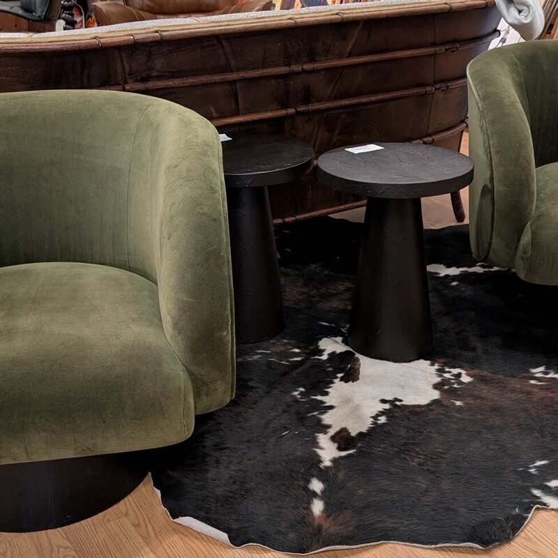 Rotunda Swivel Accent