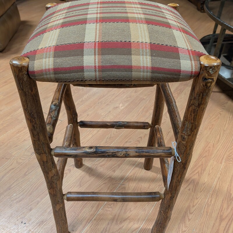 Old Hickory Barstool, Bar Height
17 x 17 x 30h