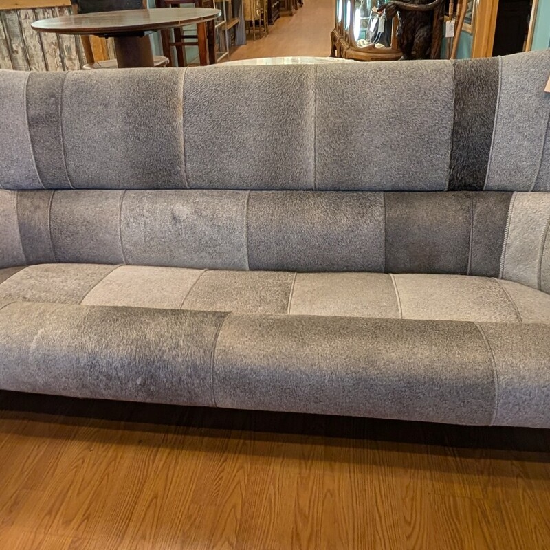 Moorea Sofa, Gris Grey
87 x 33 x 39h