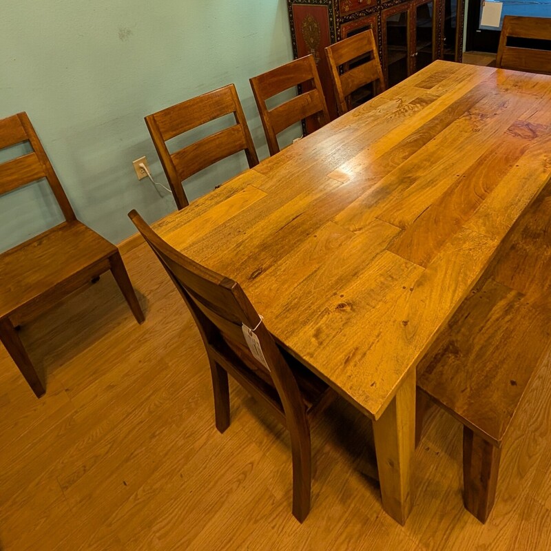 Crate & Barrel Basque, Bench, 6 Chairs<br />
82 x 38