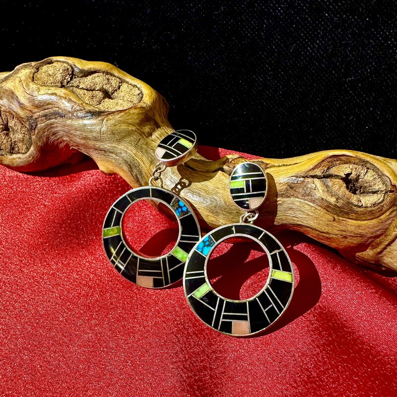 EAinlaidblkCirclesNA