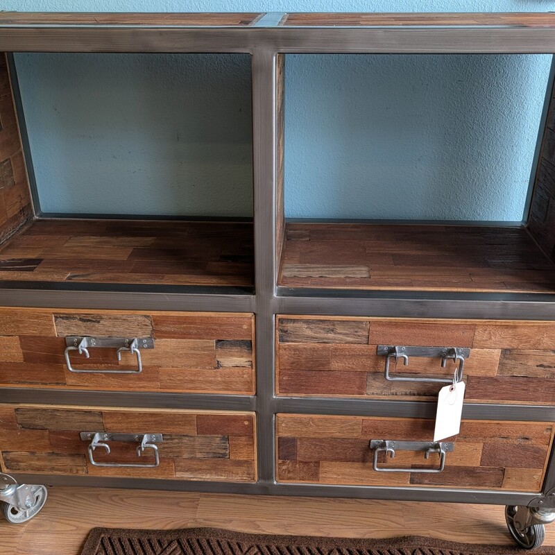 Bar/Cab Rustic Reclaimed