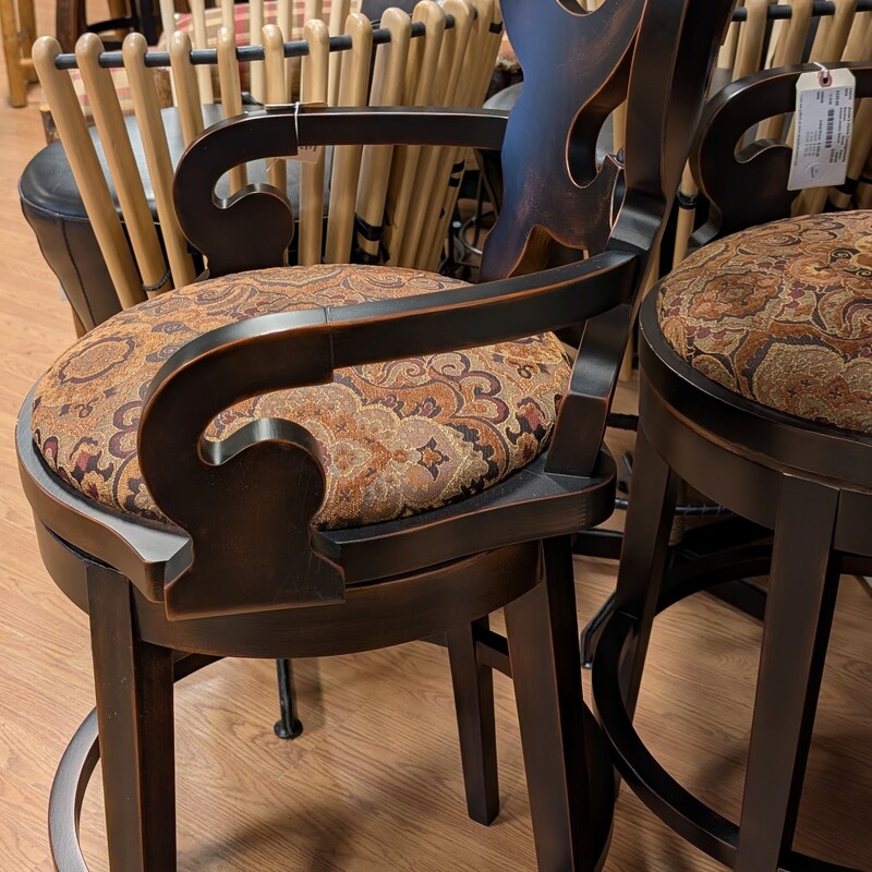 Arhaus Jordan Swivel, Wood, Fabric
21.5 x 21.5 x 49h