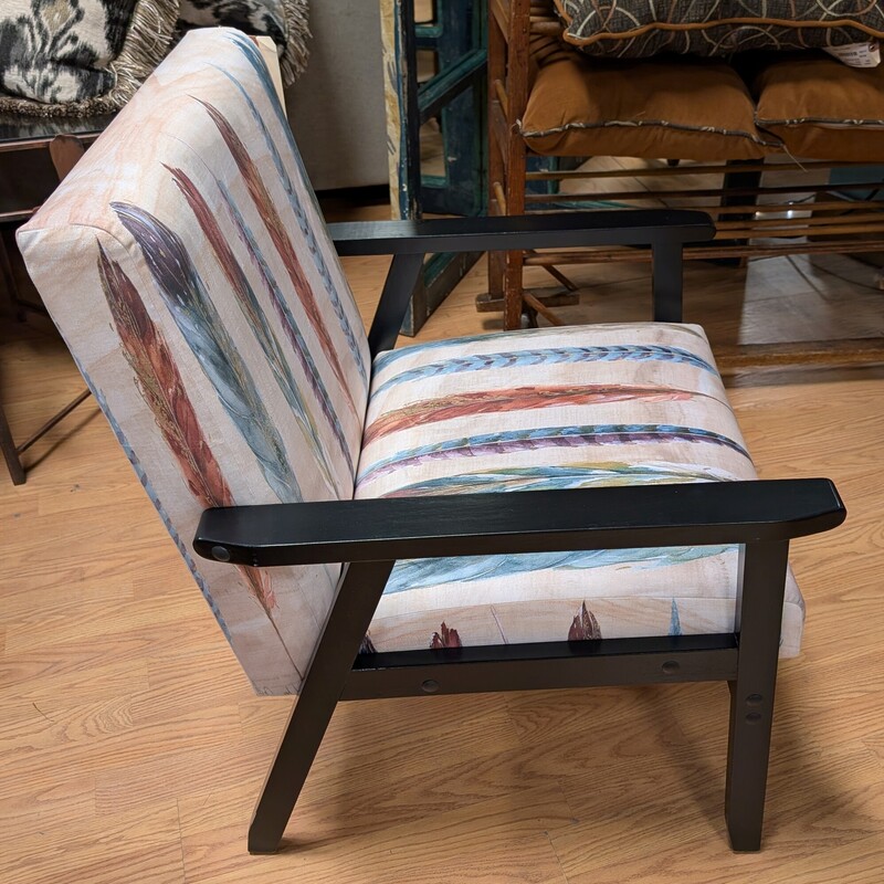 Feathers Cottage Family, Fabric, Arm Chair<br />
27 x 25 x 32h