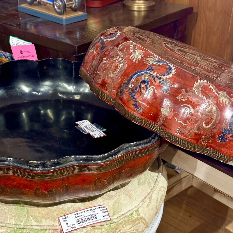 Box Chinese Lacquer, Red, Size: 19x10