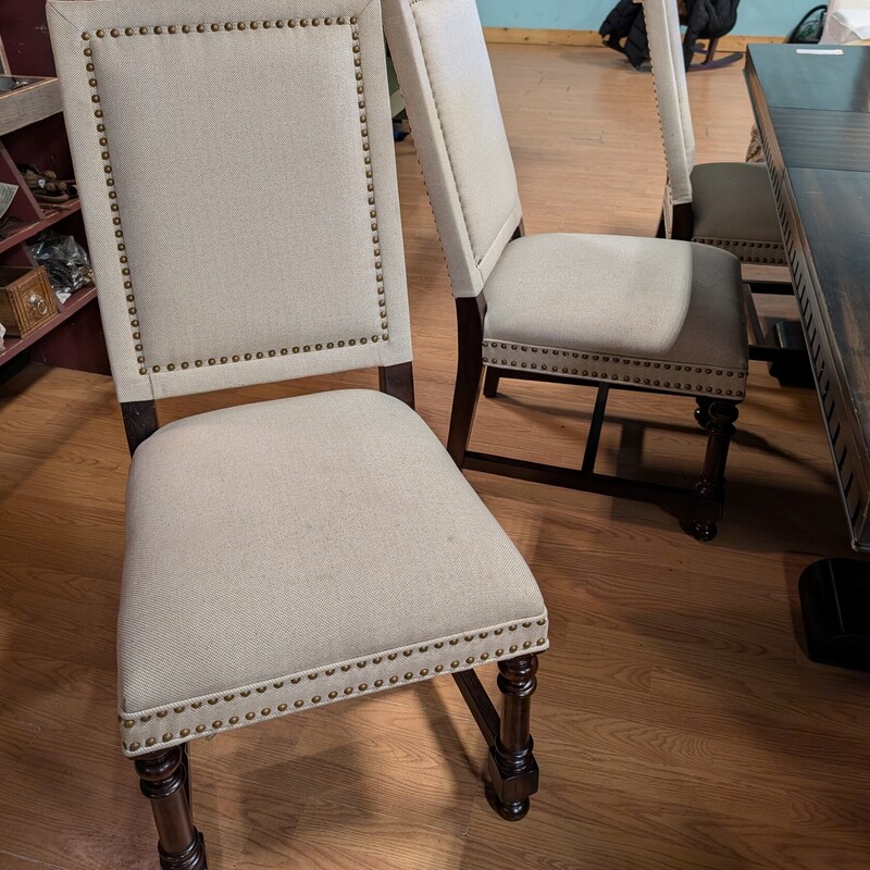 LexingtonHome Stud Dining