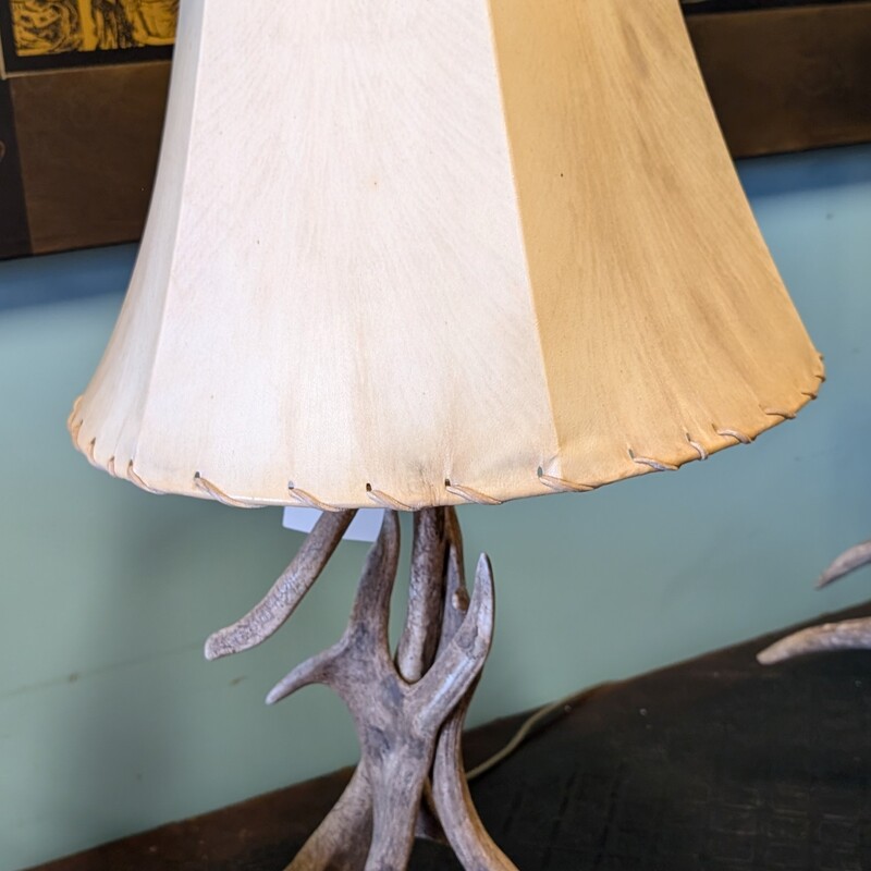 Antler Base Table Lamp