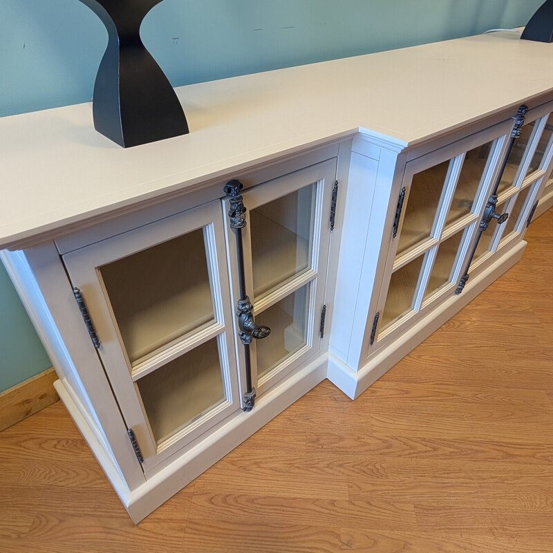 RH Casement Media Console, White, 4 Glass Doors<br />
100 x 24 x 32h