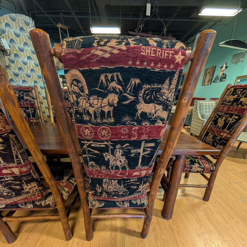 Hickory Dining Table, 8 Chairs<br />
102w x 40d<br />
Chairs 23 x 22 x 48h<br />
5ft x 11ft with Chairs pushed in