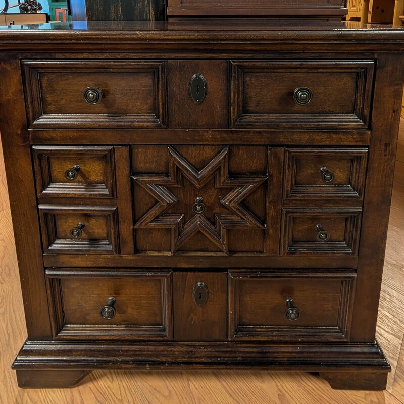 Drexel Trailhead Side Chest, Star, 3 Drawer
34 x 18 x 32h