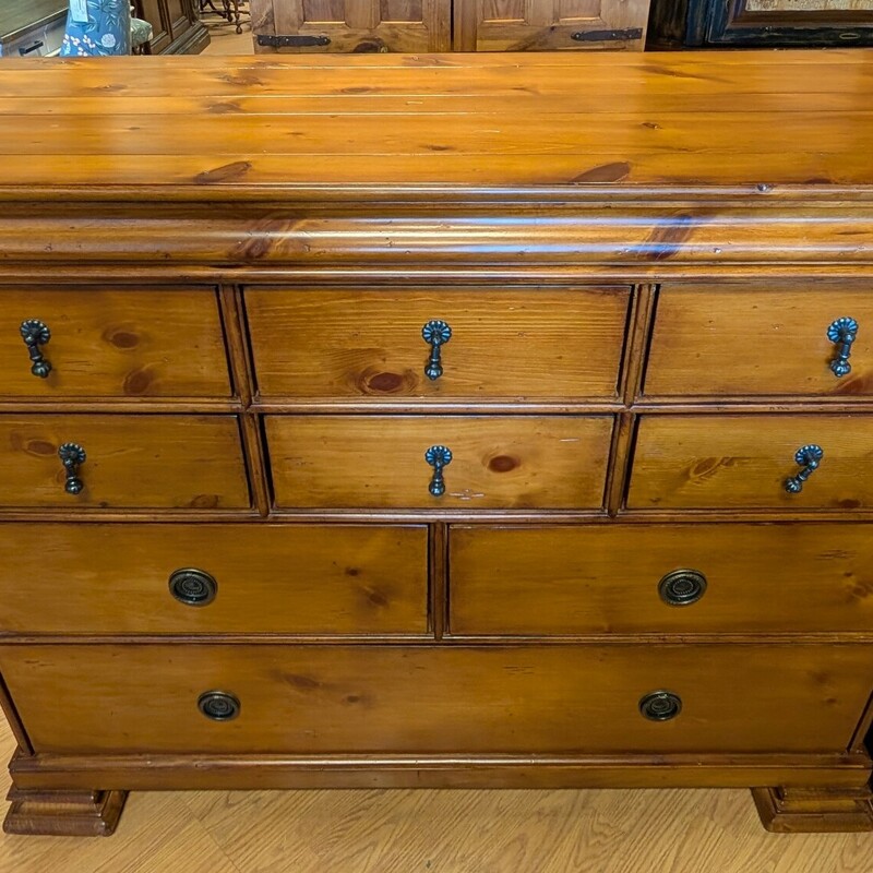 Woodbridge Dresser, Medium Stain, 9 Drawer
52 x 20 x 42.5h