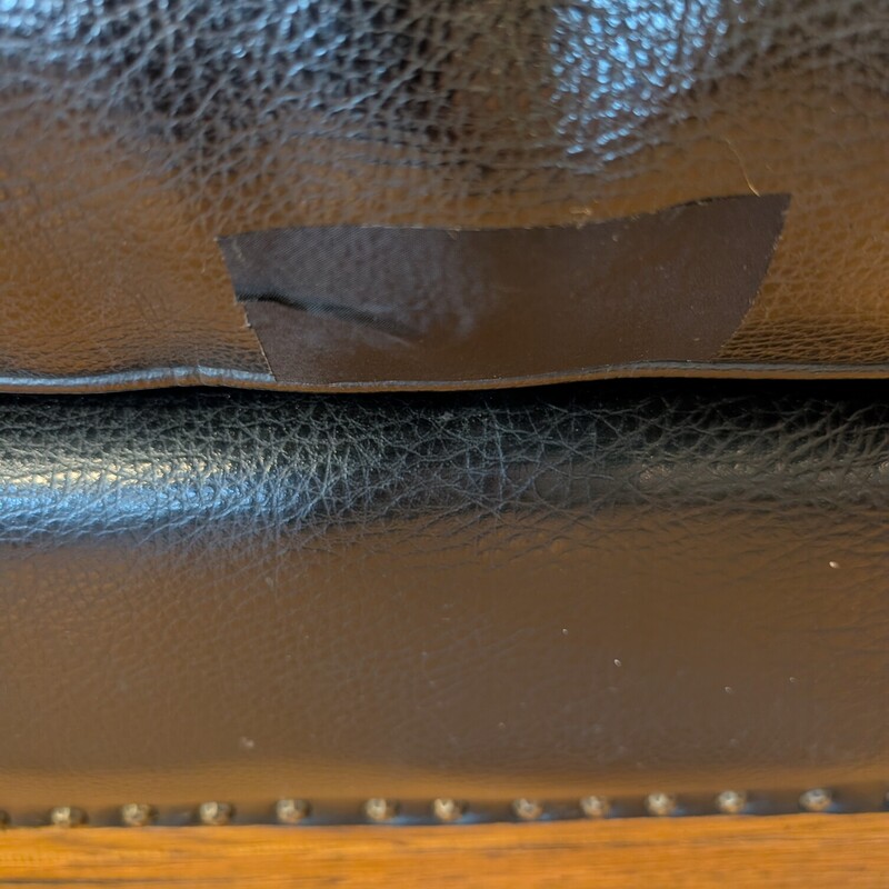 Ranch Oak Vintage Brandt Armchair, Black, Wheels<br />
32 x 32 x 28h