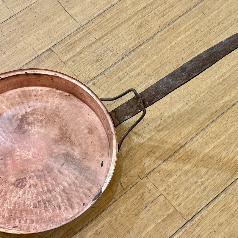 Fry Pan, Forged Iron Handle, Vintage, Copper,
Size: 15x31