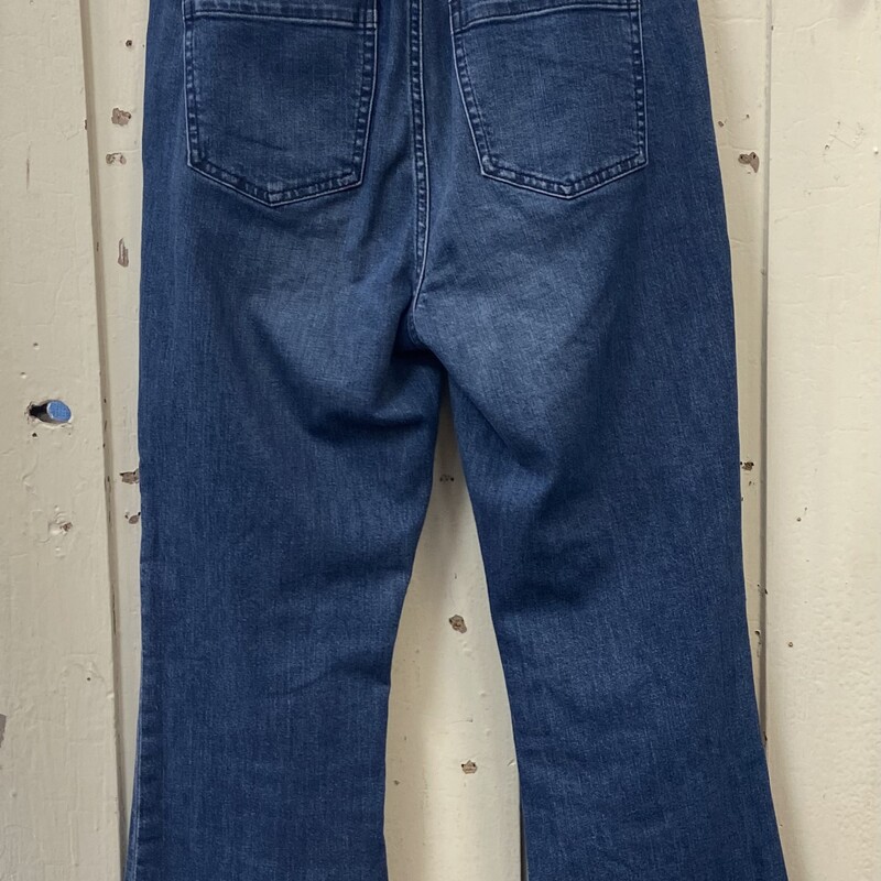 Den Bttn Pcket Flare Jean<br />
Blue<br />
Size: 10 R$89