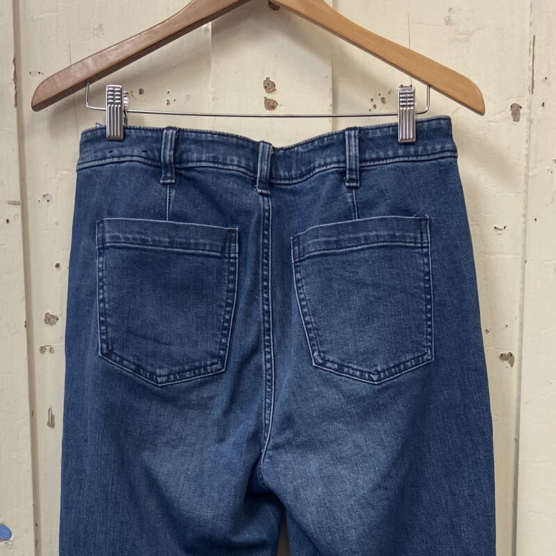 Den Bttn Pcket Flare Jean<br />
Blue<br />
Size: 10 R$89