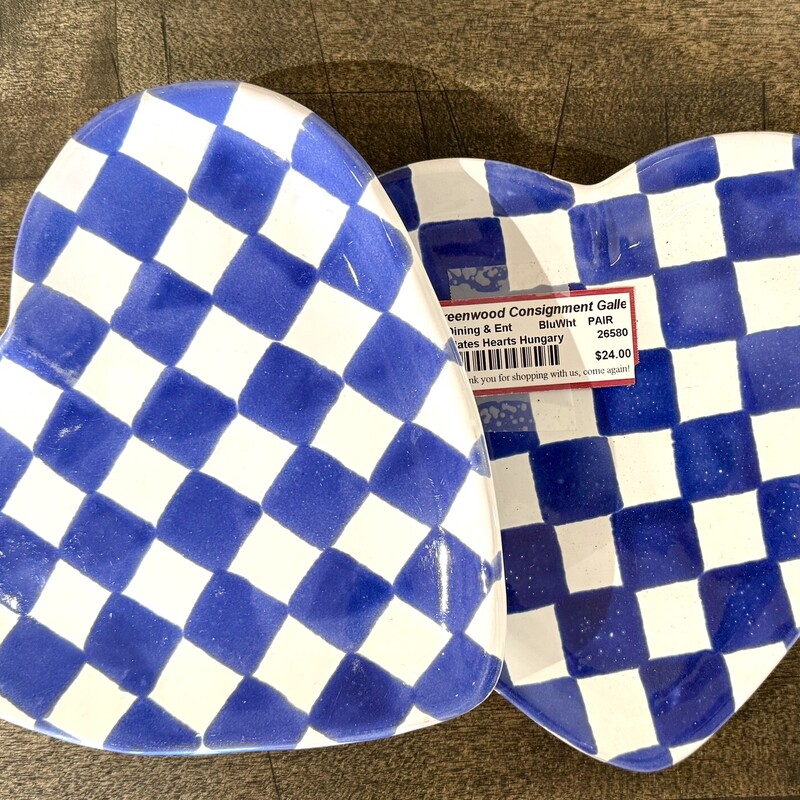 Plates Hearts Hungary,
Size: PAIR
