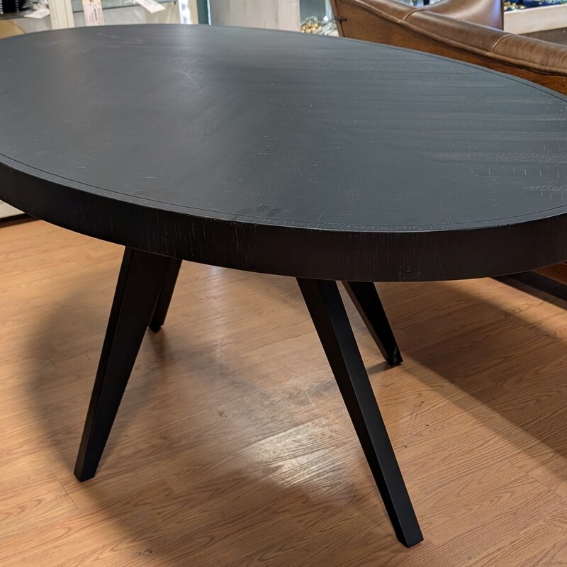 Moes Home Parq Table