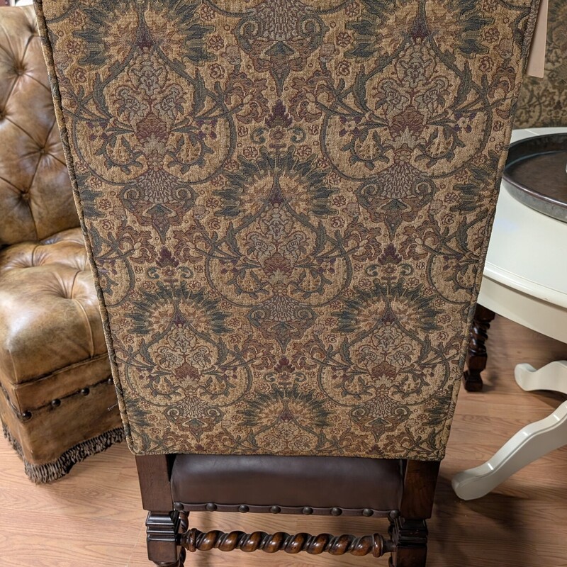 High Back Leather &Fabric, Studs, Set Of 4<br />
24 x 23 x 50h<br />
Seat Height 20h