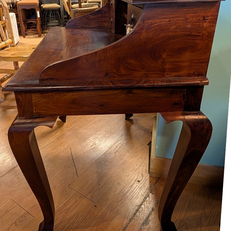 Solid Wood Secretary, Dark Stain, 5 Drawer<br />
43.5 x 26.5 x 39h