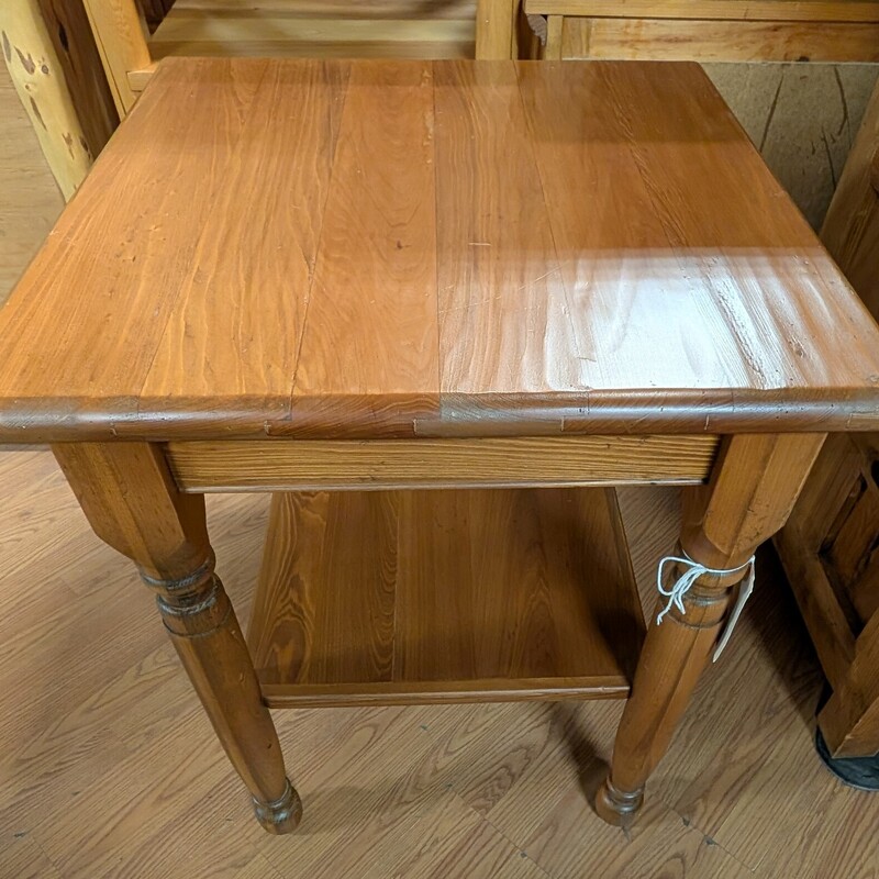 Side Table W/Shelf Below