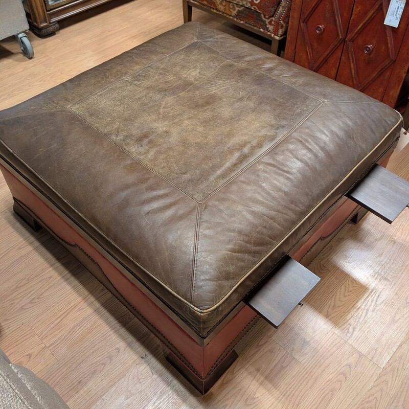 Large Ottoman W/Pullouts, Red/Brown, Square
42 x 42 x 19h