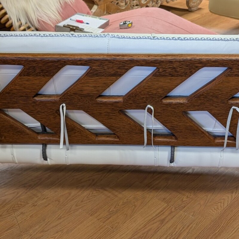 Zulu Leather & Wood Sofa, Palmwood, Super White<br />
83 x 31 x 31h