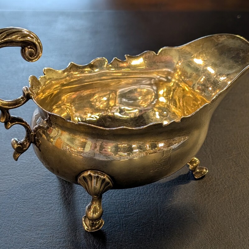 Sterling Antique Gravy Bowl<br />
7.5 x 4 x 4.5h