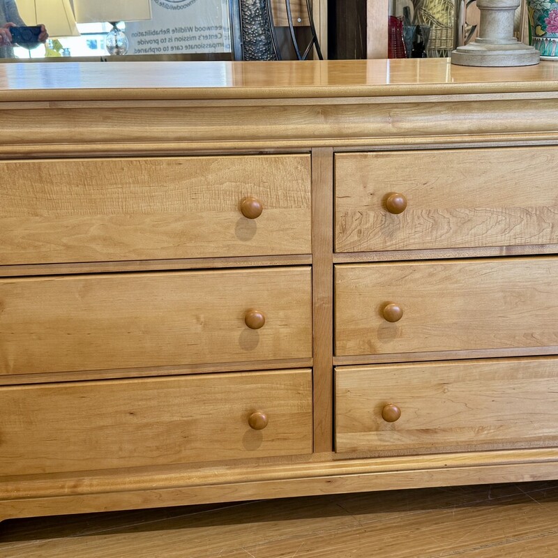 Dresser Stanley Furn 6Drw