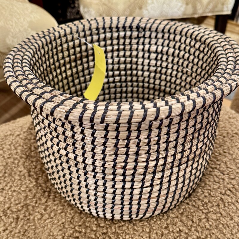 Basket Woven Dark Stripes