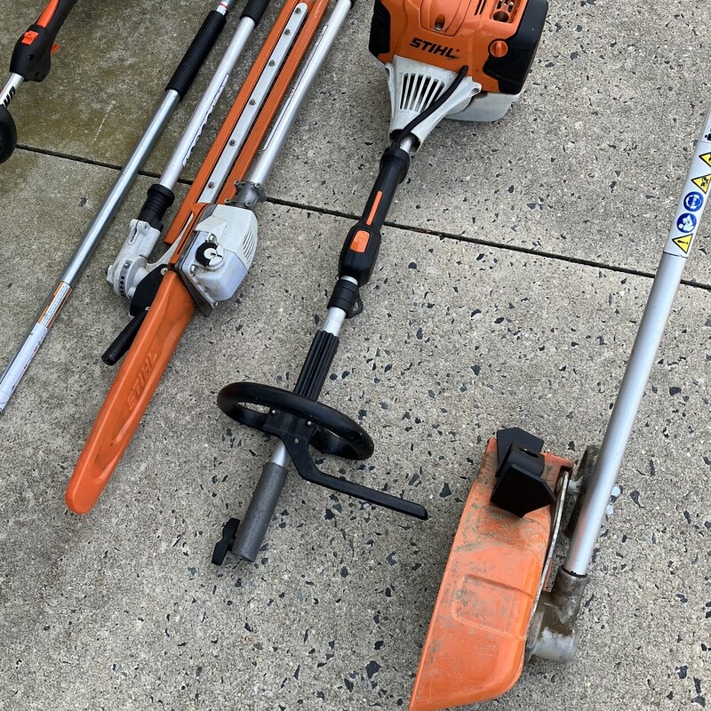 Stihl Kombi System<br />
<br />
Includes:<br />
STIHL KM131R Power Head<br />
STIHL HL-KM Pole Hedge Trimmer<br />
STIHL HT-KM Pole Chainsaw<br />
STIHL HTKM Shaft Extension<br />
STIHL FBD-KM Bed Redefiner