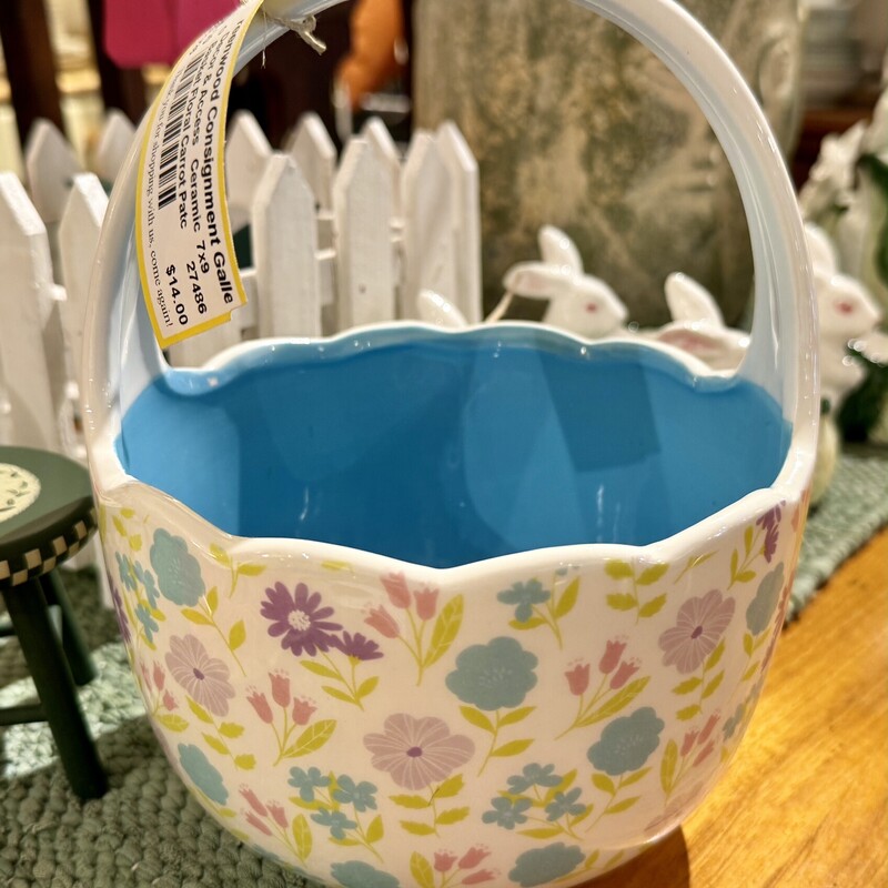 Basket Floral Carrot Patc