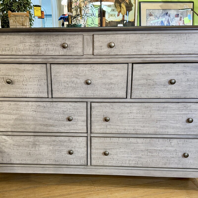 Dresser Liberty Furniture