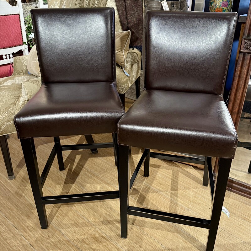 Stools Lowe Crate & Barre